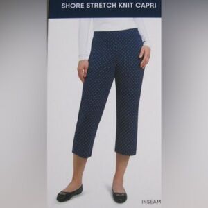 Lands' End shore stretch Navy and White Polka dot leggings Pants cropped medium
